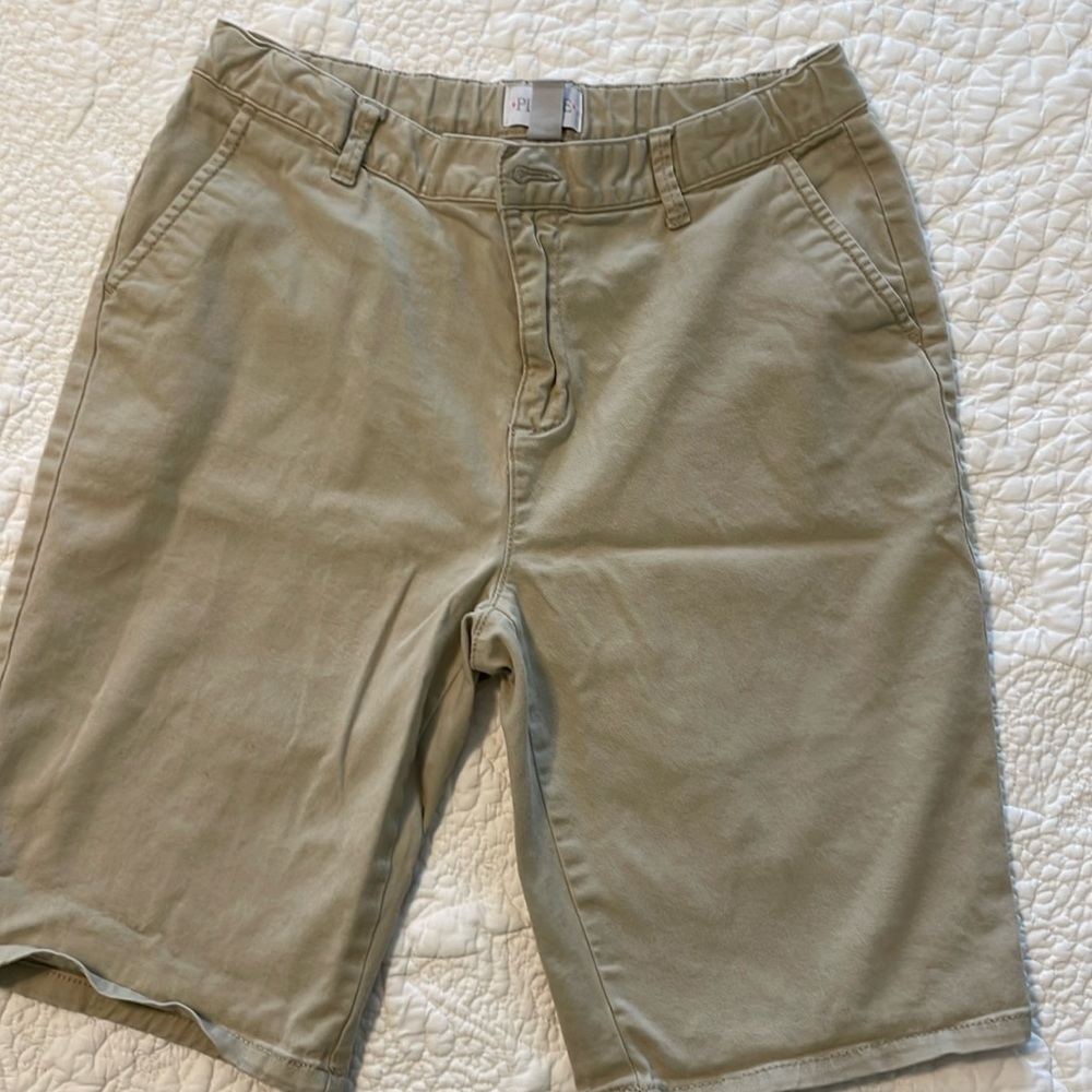 Children’s‎ Place- 3 pairs -khaki Bermuda shorts, size 16
